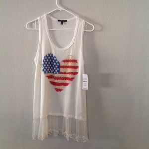 NWT knit, Heart flag sleeveless with lace details top with lace .
